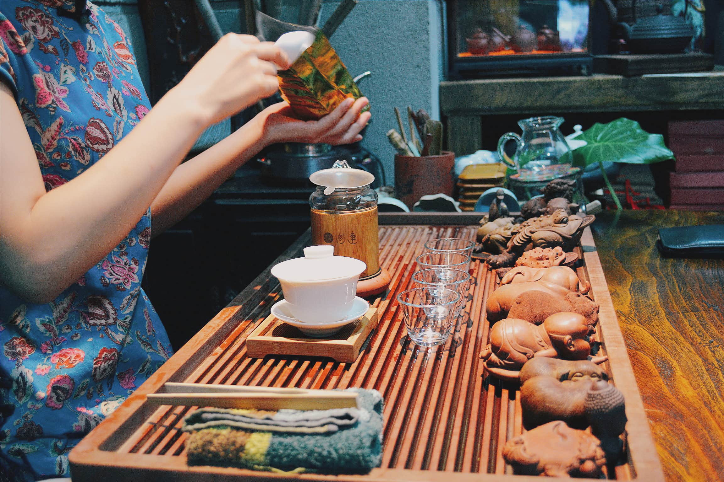 The Chinese Tea Ceremony  Photography: logatfer